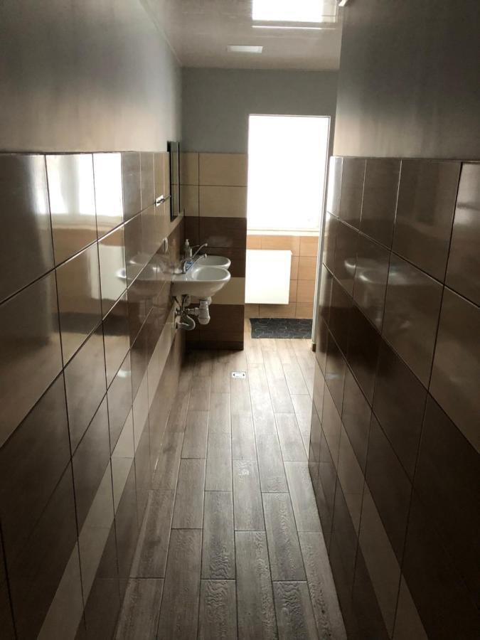 Hostel Laurita カウナス エクステリア 写真